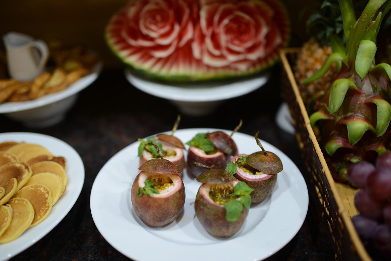 Blue Hanoi Inn City Hotel Екстер'єр фото