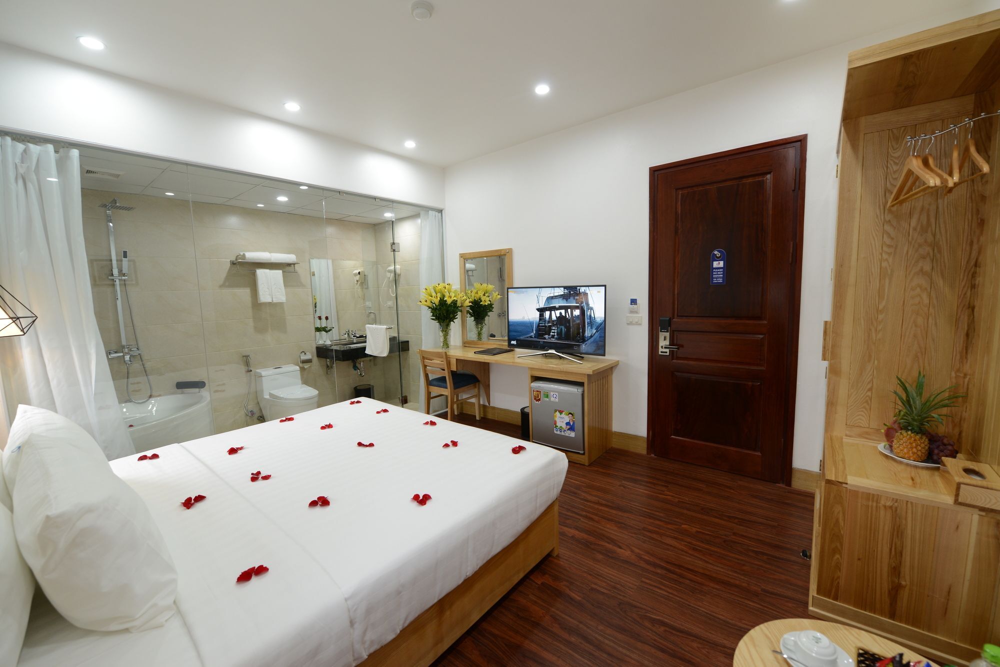 Blue Hanoi Inn City Hotel Екстер'єр фото