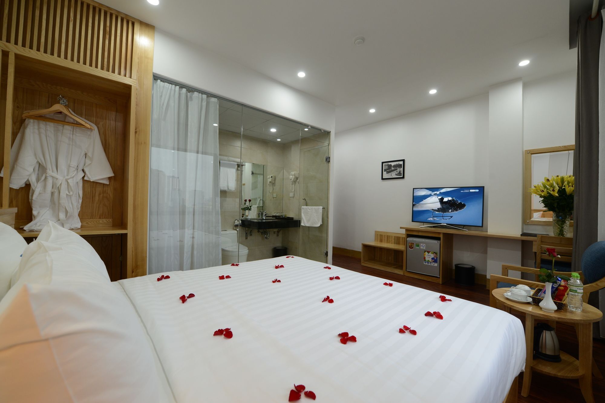 Blue Hanoi Inn City Hotel Екстер'єр фото